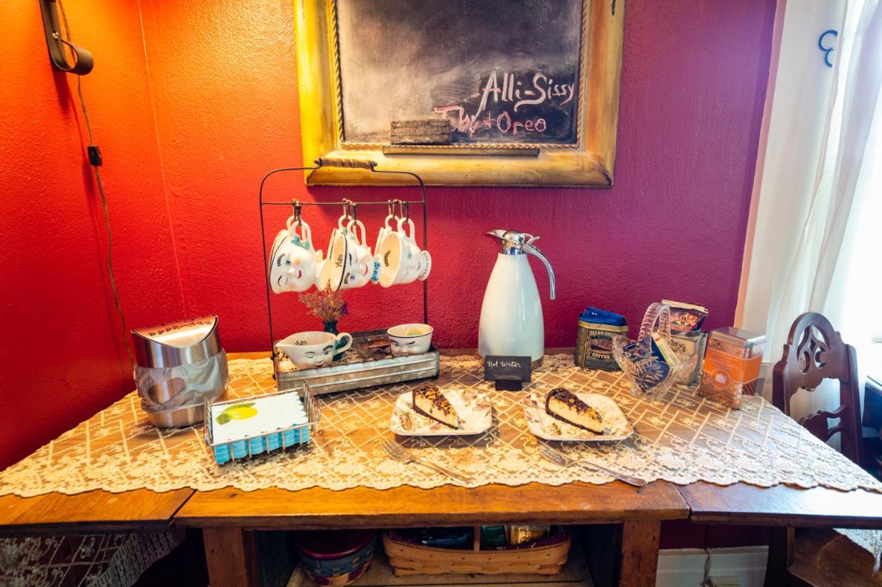 Bed and Breakfast The Pines Of Dresden Экстерьер фото