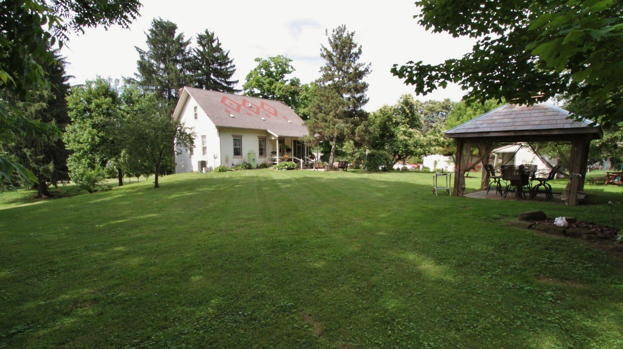 Bed and Breakfast The Pines Of Dresden Экстерьер фото