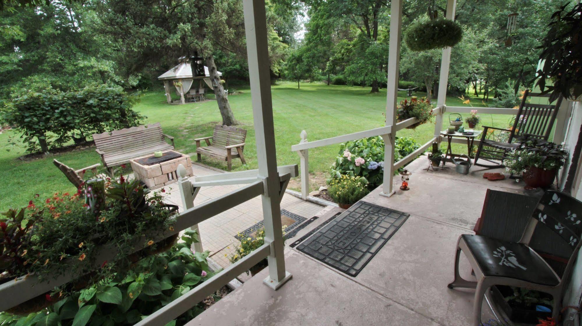 Bed and Breakfast The Pines Of Dresden Экстерьер фото